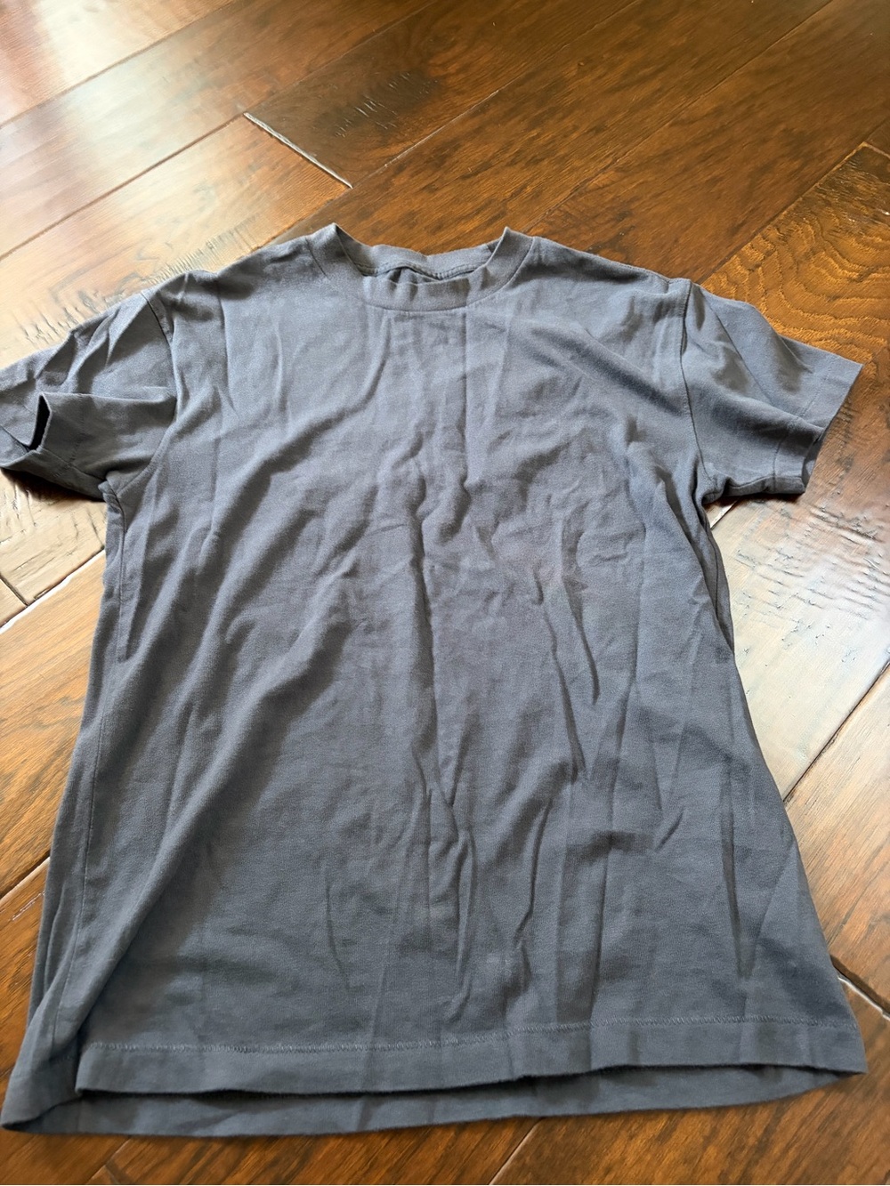 Abercrombie & Fitch Men's Crewneck T-Shirt - Charcoal Gray